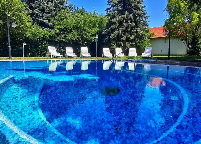 Aphrodite Hotel Göd